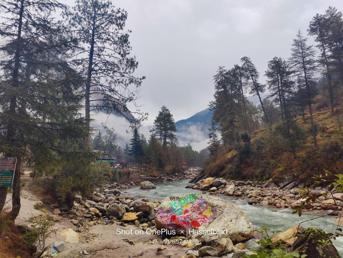 Breathe Inn Kasol Eksteriør bilde